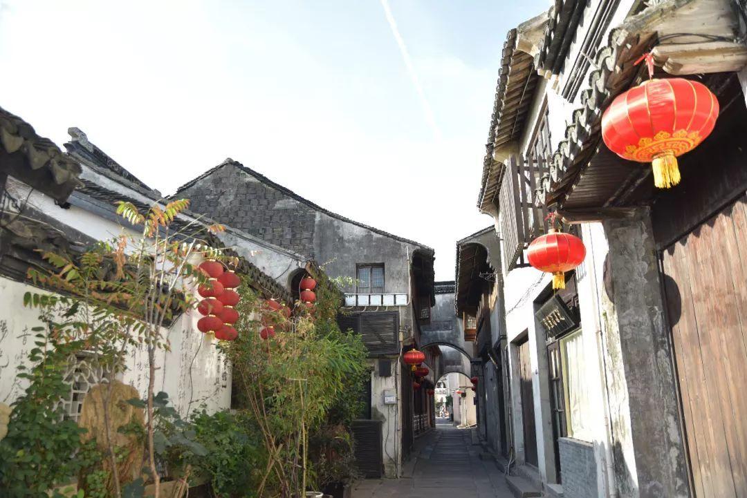 龙腾瑞气 燕舞春风——首届中国名家榜书作品邀请展在京举行